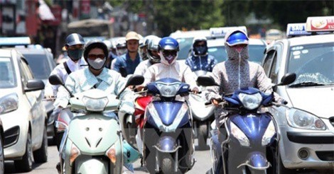 DỰ BÁO THỜI TIẾT (3/4): Hà Nội oi bức, TP.HCM tiếp tục nắng nóng