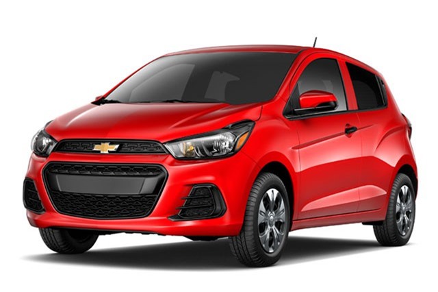 Loạt ôtô giảm giá mạnh tại Việt Nam dịp đầu tháng 4