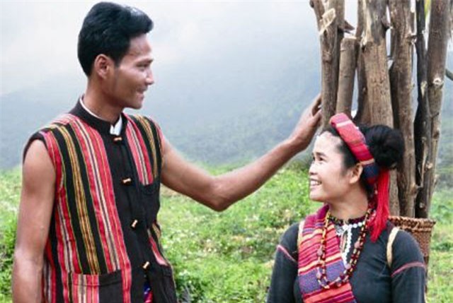 Tập tục đi Sim của người Vân Kiều ở Quảng Trị