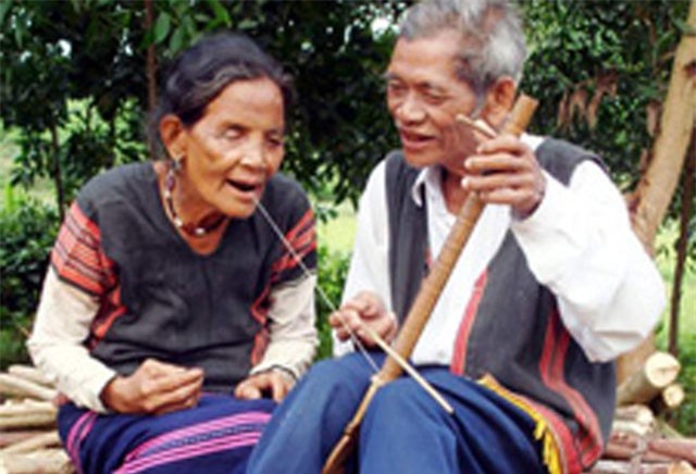 Đàn H’roa – nhạc cụ âm nhạc độc đáo của người Cơ Tu