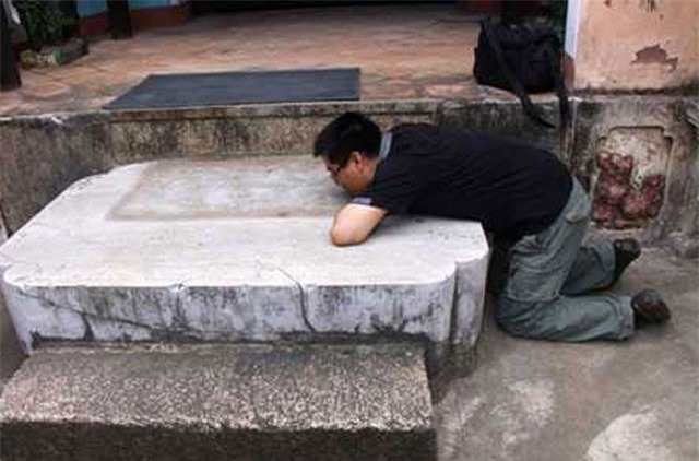 Ly kỳ “hòn đá oán hờn” trong ngôi chùa cổ ở Bình Định