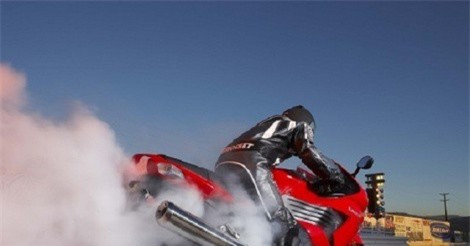 Nhóm thanh niên chém trọng thương người để tiếng pô xe lớn