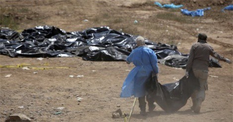 THẾ GIỚI 24H: Quân đội Syria quyết “thanh trừ” IS ở Deir Ezzor, phát hiện 158 thi thể trong hố chôn tập thể ở Iraq