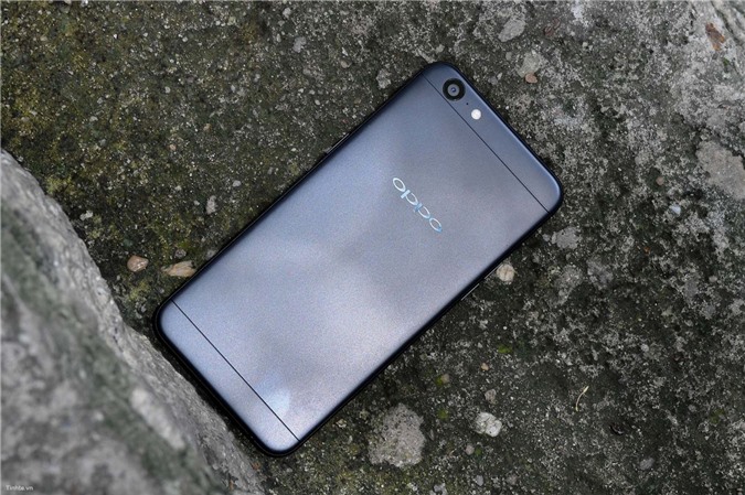 Bảng giá điện thoại Oppo tháng 4/2018: A57 và A71 đồng loạt giảm giá