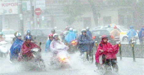 DỰ BÁO THỜI TIẾT (4/4): Không khí lạnh tràn về, Bắc Bộ có mưa lớn và dông