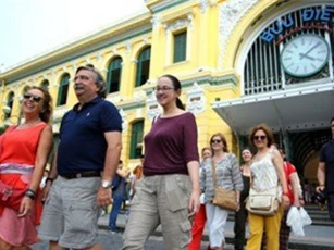 Hơn 4 triệu khách quốc tế đến Việt Nam trong quý I năm 2018