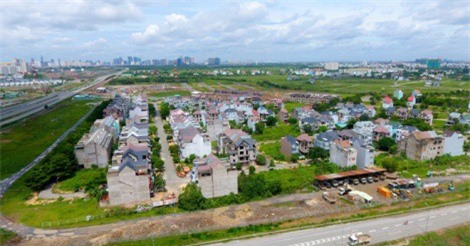 Giá đất ngoại thành TP.HCM giảm một nửa so với đỉnh năm 2017