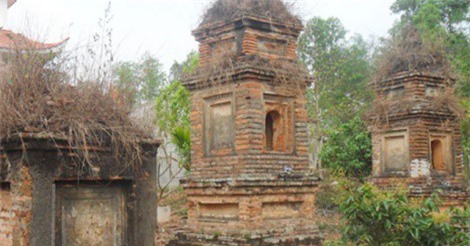 Bí ẩn ngôi chùa và tiếng thét kinh hoàng lúc nửa đêm