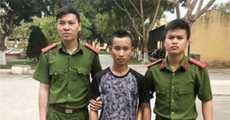 Côn đồ giết người trước khách sạn ở Sầm Sơn