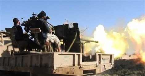 IS phản kích chiếm lại pháo đài chiến lược từ quân đội Syria