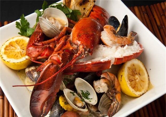 Những thực phẩm "khắc tinh" của người bệnh gút 