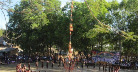 Lễ hội Mở cửa kho lúa của người Rơ Măm ở Kon Tum