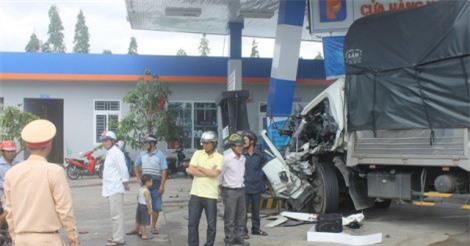 Tai nạn giao thông ở Khánh Hòa khiến ít nhất 7 người bị thương 