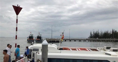 Tàu cao tốc gặp nạn trên biển Cần Giờ, 42 hành khách thoát chết