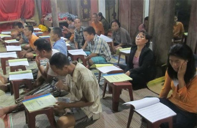 Giải mã bí ẩn ngôi đền chữa bệnh điên không cần thuốc ở Hưng Yên