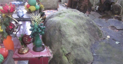 Ly kỳ chuyện “ngài đá” linh thiêng đem lại may mắn cho cả làng ở Hà Tĩnh