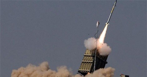 Phòng không Syria bắn hạ 8 tên lửa: Chiến cơ hay tên lửa hành trình tấn công căn cứ T4?