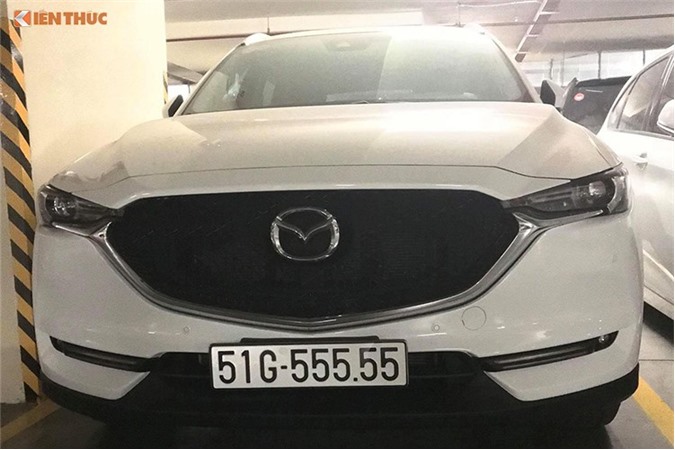 Xe Mazda CX-5 biển "ngũ quý 5" bán 2,4 tỷ tại Sài Gòn