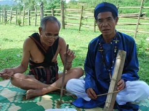 Đàn Gơrưna - nhạc cụ độc đáo của người Cơ Tu