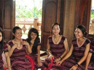 Chiếu Lùn – vật dụng vô giá của người Chơ Ro