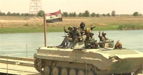 Clip: Nga xây cầu mới ở Deir Ezzur - Syria