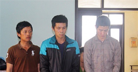 Quảng Bình: 3 đối tượng hành hung bác sỹ lãnh hơn 18 năm tù