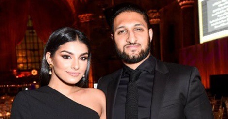 Cặp đôi kiếm triệu USD nhờ bó hoa hồng héo rũ