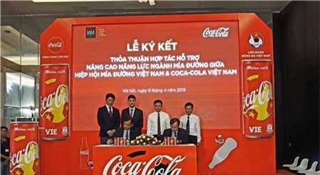 Coca Cola Việt Nam cam kết sẽ tiêu thụ 100% đường trong nước từ 2018-2020
