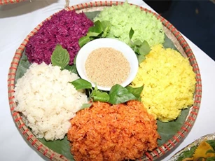 Độc đáo văn hóa ẩm thực đồng bào Thái ở Yên Bái