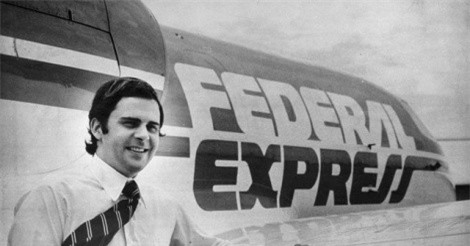 “Liều ăn nhiều” như CEO FedEx: Cầm 5.000 USD cuối cùng để chơi “xì dách”, thắng 32.000 USD và xây dựng nên đế chế tỷ USD