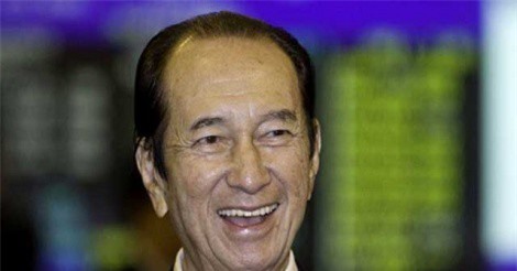 Tỷ phú sòng bạc Hong Kong nghỉ hưu ở tuổi 96