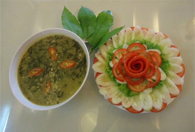 Chết mê chết mệt với rau rừng nấu canh đắng của người miền Trung