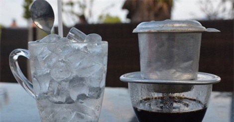 Thất bại của Café VIP và câu hỏi của tiểu thư nhà Dr. Thanh: 'Mình còn gì để học các doanh nghiệp vài tỷ?'