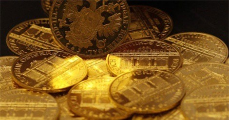 GIÁ VÀNG NGÀY 16/4: Căng thẳng chính trị giúp vàng "bay cao"