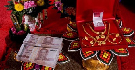 "Hót hòn họt" dịch vụ cho thuê của hồi môn vào ngày cưới ở Thái Lan 