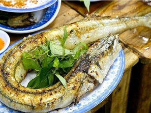 Mê mẩn với đặc sản cá xương xanh của đảo Nam Du