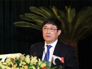 Thanh Hóa: Tỉnh chưa đồng ý, TP vẫn xét hàng loạt công chức