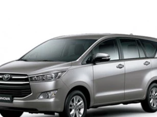 Vì sao người Việt chuộng xe Toyota Innova?