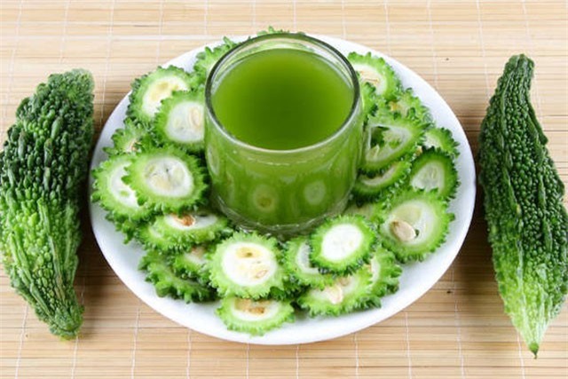 Công thức pha chế nước ép mướp đắng chữa tiểu đường