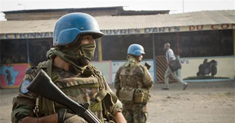 Đội an ninh LHQ bị trúng đạn pháo ở Douma - Đông Ghouta 