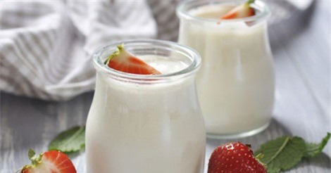 Những thực phẩm nên và không nên dùng trước khi đi máy bay