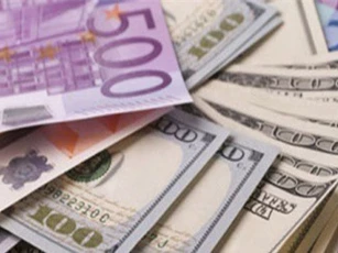 Tỷ giá ngoại tệ ngày 19/4: USD "tụt dốc không phanh"
