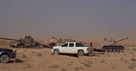 Chùm ảnh: Hổ Syria tịch thu một loạt xe tăng của phiến quân ở Đông Qalamoun