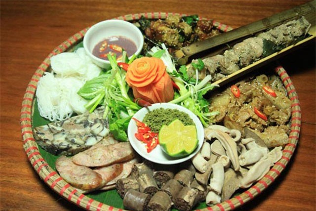 Đặc sắc “cỗ lá” của người Mường ở Phú Thọ