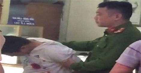 Hà Nội: Bắt nghi phạm dùng súng cướp tiệm vàng trong đêm