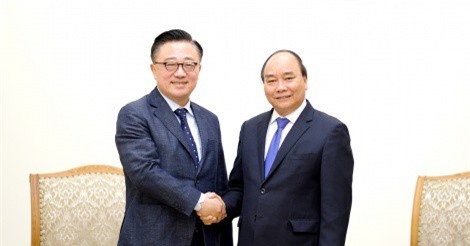 Thủ tướng đề nghị Samsung tiếp tục mở rộng đầu tư tại Việt Nam