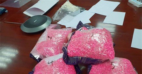 Gửi hàng chục cân ma túy từ nước ngoài qua chuyển phát nhanh
