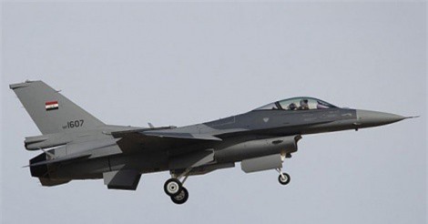 Iraq ráo riết không kích khủng bố IS ở Syria