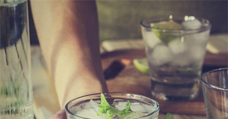 3 loại đồ uống nên tránh trong ngày Hè