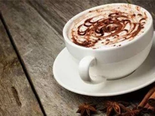 Caffein có ảnh hưởng tiêu cực lên phục hồi thính lực
